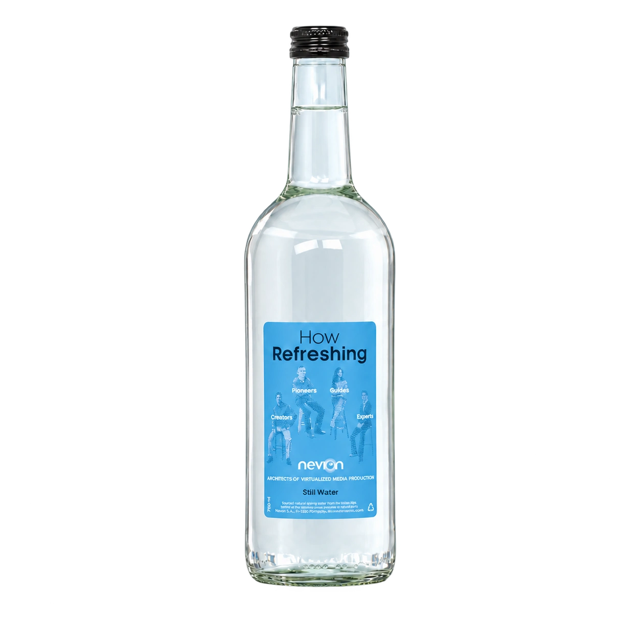 Water Concepts - Glazen fles water met logo en etiket